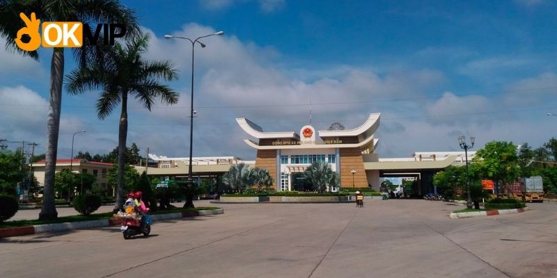 Tây Ninh là tỉnh thành tiếp giáp gần với Campuchia gần nhất